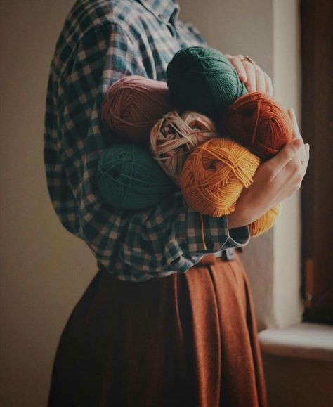 Scarf Aesthetic, Believe In Magic, Pretty Photos, Branding Photoshoot, Beautiful Knitting, Creative Portraits, Knit Outfit, Photography Inspo, Knitting Inspiration