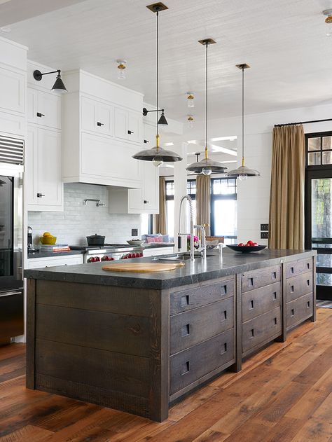 Muskoka Cottage 1 • Jennifer Worts Dapur Rustic, Shiplap Kitchen, Black Kitchen Island, Rustic Kitchen Island, Wood Kitchen Island, Rustic Kitchen Design, Farmhouse Kitchen Design, Cottage Kitchens, Classic Kitchen