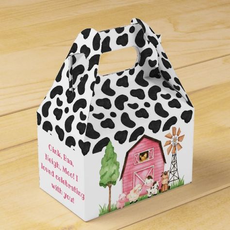 Pink Barnyard Party, Petting Zoo Birthday Party, Barnyard Birthday Party, Favor Boxes Birthday, Journey 2, Barnyard Party, Barnyard Birthday, Farm Birthday Party, Farm Birthday