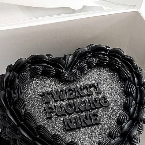 Black Birthday Cake Aesthetic Vintage, Black Heart Birthday Cake With Glitter, Black Virgo Cake, 1995 Birthday Cake, Emo Bday Cake, Black Scorpio Cake, Black Heart Shaped Birthday Cake, Black And Silver Heart Cake, 29 Birthday Cake Ideas