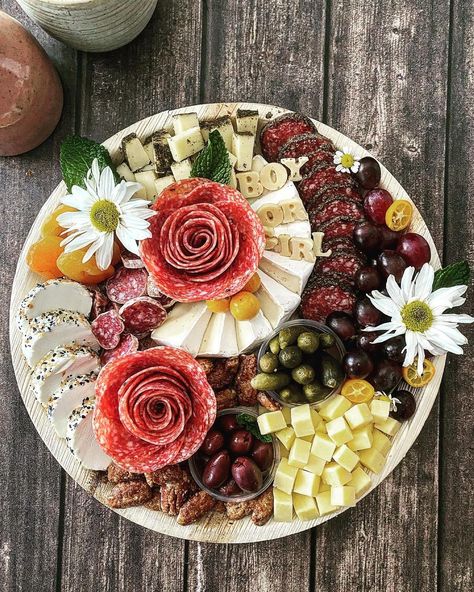 Gender Reveal Cheese Board, Gender Reveal Charcuterie Board Ideas, Gender Reveal Charcuterie Board, Charcuterie Inspiration, Fruit Salads, Reveal Ideas, Charcuterie Boards, Charcuterie Board, Gender Reveal