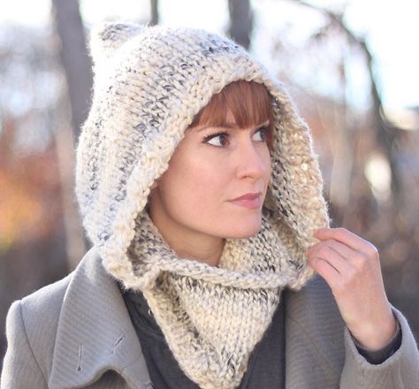 Easy Hooded Cowl Free Knitting Pattern by Blogger Gina Michele Knitted Hood Pattern Free, Hooded Cowl Pattern, Loop Knitting, Hood Pattern, Cowl Knitting, Beginner Knitting Pattern, Hooded Cowl, Cowl Knitting Pattern, Quick Knits