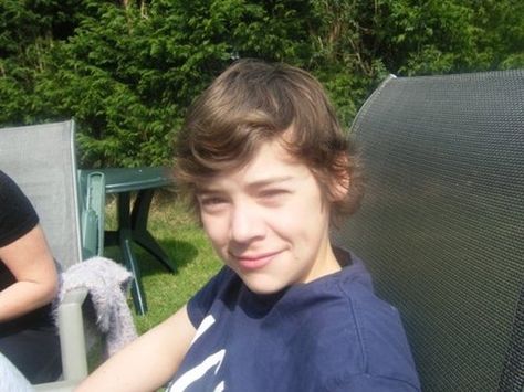 Rare Harry Styles 5 Young Harry Styles, Harry Styles Hot, Harry 1d, One Direction Harry Styles, One Direction Harry, One Direction Humor, Harry Styles Pictures, Harry Styles Photos, One Direction Memes