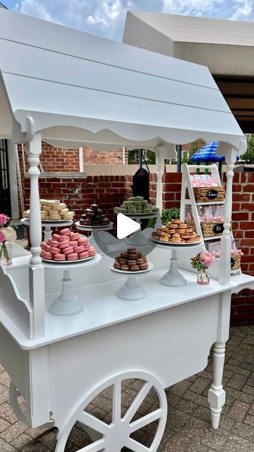 Diy Party Desserts, Diy Dessert Stand, Wedding Sweet Cart, Macaron Stand, Wedding Candy Cart, Party Rental Ideas, Candy Car, Snack Cart, Candy Stand