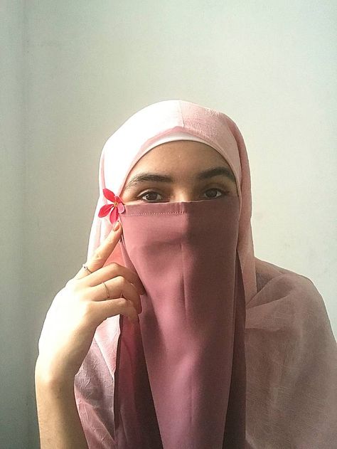 Niqab Nose Piece Hijab Design, Half Niqab, Hijab Designs, Niqab Fashion, Work Pattern, Nose Piece, Muslim Women Hijab, Niqab, Muslim Women