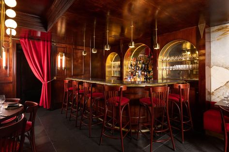 Step Back In Time To The 1920s At This New York Restaurant 1920s Restaurant, Velvet Banquette, Spanish Farmhouse, New York Restaurant, Bar Dress, French Lighting, Art Deco Lines, Dining Interior, Rose Bay