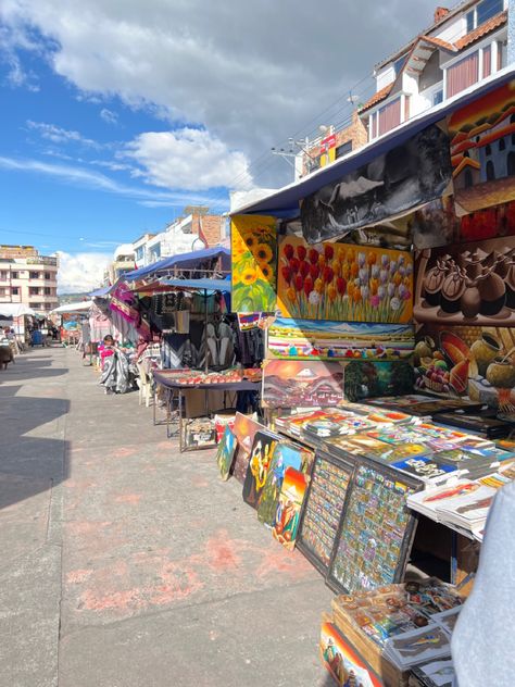 #otavalo #indian #market #ecuador #painting #handmade #travel #travelinspo #vacation Ecuador Painting, Ecuador Culture, Otavalo Ecuador, Thea Stilton, Adventure Ideas, Ecuador Travel, Indian Market, I Want To Travel, Food Trucks