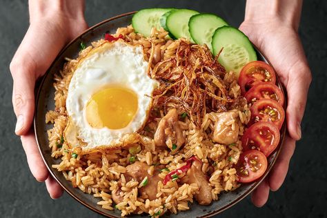 Nasi Goreng: The Tastiest Fried Rice | Asian Inspirations Nasi Goreng Recept, Nasi Goreng Recipe, Tasty Fried Rice, Kari Ayam, Resipi Kek, Kecap Manis, Arroz Frito, Indonesian Cuisine, Ayam Goreng