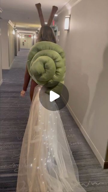 164K likes, 644 comments - chanceandcoincidence on October 31, 2023: "Catch me slurming around town. #halloween #halloweencostume #diy #diycostume #diyhalloween #snail #snails #fairy #snailcostume #shewasafairy #fairytrend #costume #sewersgonnasew #sewistsofinstagram". Snail Make Up Costume, Plant Halloween Costumes Diy, Plant Halloween Costumes, Snail Costume Diy, Diy Snail Costume, Slug Costume, Snail Halloween Costume, Snail Costume, Up Costumes