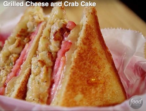 Grilled Cheese & Crab Cake Co. Dove Recipes, Crab Cake Recipes, Burgers Recipes, Crab Cake Recipe, Seafood Seasoning, Crab Cake, Recipes Seafood, Bon Appetite, Soup And Sandwich