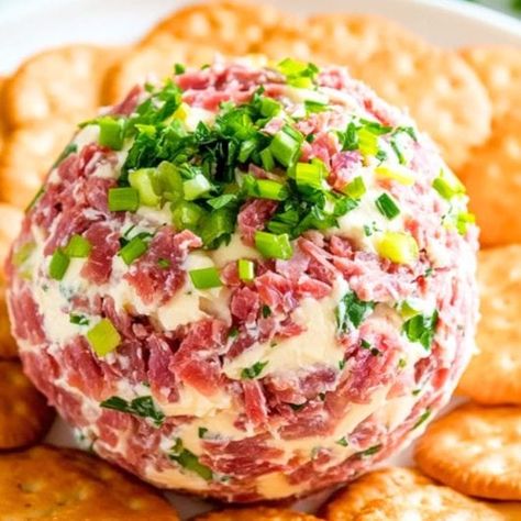 Dried Beef Cheese Ball Beef Balls Recipe, Dried Beef Cheese Ball, Chipped Beef Cheese Ball, Crowd Appetizers, Beef Cheese Ball, Cheddar Cheese Ball, Dried Beef, Cheese Ball Recipe, Halloween Food Appetizers