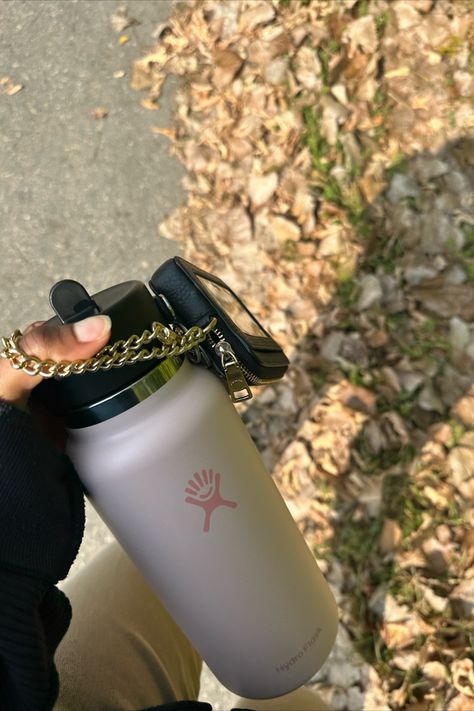 pink hydroflask, dogwood hydro flask, fall aestheitc, fall leafs, coach wrislet, autum, fall vibe. Hydroflask Dogwood, Hydroflask Aesthetic Pink, Dogwood Hydroflask, Hydro Flask Aesthetic, Aesthetic Hydroflask, Flask Aesthetic, Aesthetic Stuff, Hydro Flask, Fall Aesthetic