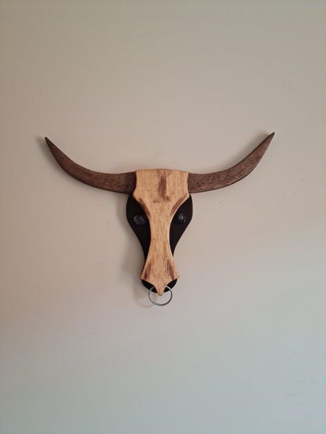 Bull Head Decor, Diy Sculpture, Sculpture Decor, Wood Wall Art Diy, Bull Head, Cow Head, Feminine Tattoos, Cow Boy, Wall Deco