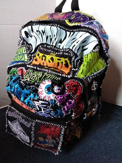 Decorated Backpack, Grunge Backpack, Punk Fashion Diy, Patch Pants, Punk Patches, Battle Jacket, Diy Vetement, Estilo Punk, Punk Outfits