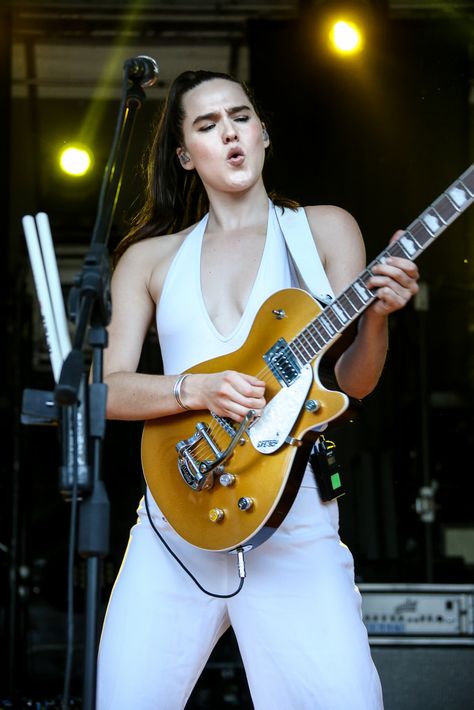 sofie tukker Sofi Tukker, Electric Guitar, Musician, Music Instruments, Tennis, Guitar, Quick Saves