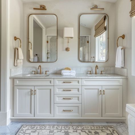 Soothing Interiors, Jack And Jill Bathroom Ideas, Transitional Style Bathroom, Transitional Bathroom Design, Jack N Jill Bathroom Ideas, Greige Kitchen, Guest Bathroom Design, Neutral Bathroom Decor, Malibu House