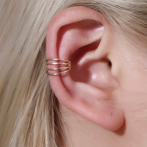 Multilayered Ear Cuff Tag a friend who would love this! FAST US Shipping Get it here ——> https://prehype.shop/multilayered-ear-cuff/ #shoppingaddict #brands Gold Chic, Popular Earrings, Ear Crawler Earrings, Gold Ear Cuff, Cartilage Earring, Ear Cuff Earings, Tiny Stud Earrings, Trendy Gift, Cartilage Earrings