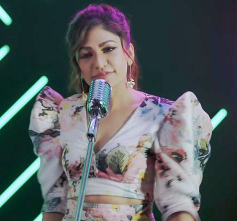 Tulsi Kumar, Concert