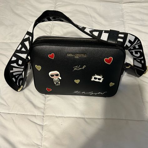 Karl Lagerfeld Black Crossbody Bag New Karl Lagerfeld Bag, Karl Lagerfeld Purse, Karl Lagerfeld Bags, What's In My Purse, Black Crossbody Bag, Black Crossbody, Black Cross Body Bag, Funko Pop, Karl Lagerfeld