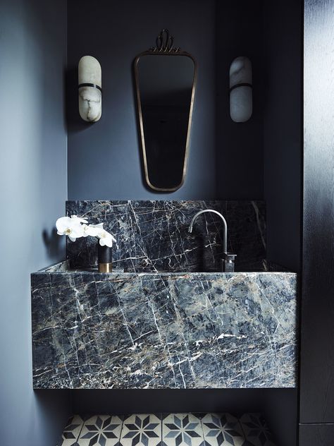 The Coolest Countertops We’ve Seen Lately Are Blue Marble Bathroom Design Trends, Bad Inspiration, Marble Counter, Bathroom Trends, Blue Bathroom, Marble Bathroom, Blue Marble, Counter Tops, Marble Countertops