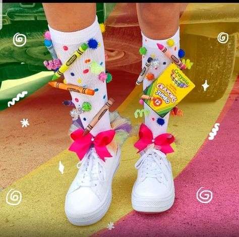 Cute Wacky Wednesday Outfit, Silly Sock Day Ideas, Crazy Socks Day At School, Crazy Sock Diy, Charm Socks, Wacky Tacky Day, Tacky Day, Crazy Socks For Kids, Bling Socks