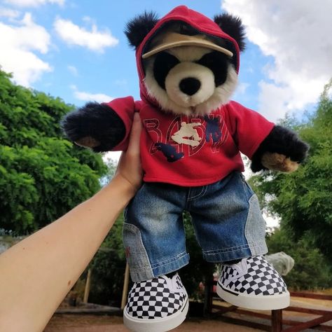 Build a bear panda wearing a skater boy outfit Black Build A Bear, Build A Bear Stuffed Animals, Build A Bear Outfits Aesthetic, Cute Build A Bears, Build A Bear Aesthetic, Stuffed Animal Clothes, Build A Bear Clothes, Build A Bear Outfits, Bear Panda