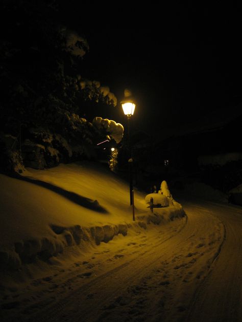 Snow At Night, Gstaad Switzerland, Switzerland Mountains, Street At Night, Winter Arc, Snow Night, Foggy Weather, Winter Palace, Scenery Photography