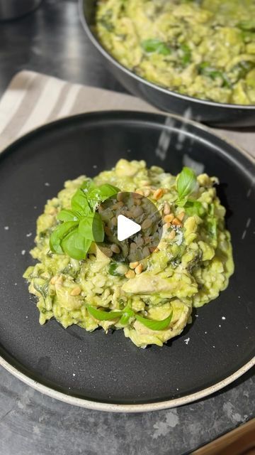 Maya Thomas on Instagram: "✨TAP HERE✨

creamy pesto spinach chicken risotto!!

just lush, the perfect warming dinner full of flavour and nutrients 

HIT save & FOLLOW for more! 💖❤️‍🔥

Ingredients: (serves 3-4) 
- 1 white onion 
- Handful of mushrooms 
- 2-3 large chicken breasts 
- 180g of risotto rice 
- 4 garlic cloves 
- 350ml of vegetable stock 
- 1/2 a can of full fat coconut milk 
- Parmesan (however much you desire) 

For the pesto:
- 100g of pine nuts 
- About 4tbsp of Parmesan cheese 
- Salt and pepper 
- Big handful of spinach 
- Squeeze of lemon juice 

Method:
1. In a pan fry your onion and garlic 
2. Add your mushrooms and let cook for 5 mins 
3. Remove from the pan Tyne fry your chicken in slices a until brown 
4. Add your veggies back in and stir 
5. In a separate pan toas Risotto Pesto, Pesto Spinach, Chicken Risotto, Spinach Chicken, Risotto Rice, Pan Fry, Creamy Pesto, Spinach Stuffed Chicken, White Onion