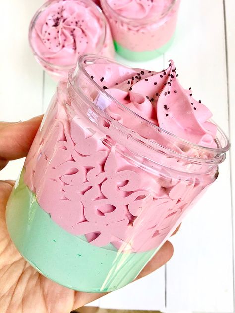 Watermelon Soap, Watermelon Candy, Tropical Fragrance, Diy Body Butter, Foaming Soap, Watermelon Party, Love Oil, Body Washes, Bath Sponge