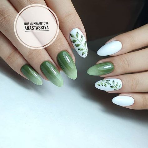 💅Green Ombre Nail Art .✨ Nail Design 👌 Nails Art. Decoración de uñas. Diseño de Uñas. Follow @flirtyfull for more daily beautiful nails art. #flirtyfull #beflirtyfull #nails #naildesign #nailinspo #nailideas Eucalyptus Nails, Ombre Green Nails, Nails Design For Summer, Base Nails, Design Nails Art, Relax In Nature, Ombre Nail Art, Plants At Home, Ombre Green