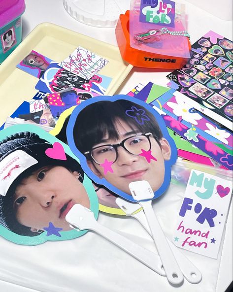 K Pop Decorations, Seventeen Diy Ideas, Diy Kpop Picket, Concert Freebies Kpop Ideas, Kpop Concert Freebies, Kpop Freebies Ideas, Kpop Picket, Seventeen Freebies, Golf Cut