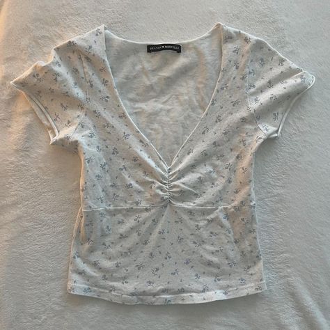 brandy melville gina blue and white ditsy floral top... - Depop Brandy Floral Top, Brandy Melville Gina Top, Gina Top, Ditsy Floral Top, White Short Sleeve Tops, Fairytale Art, Flower Tops, White Short, Ditsy Floral