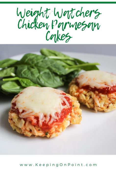 Weight Watchers Chicken Parmesan Cakes - these are only 2 points each for blue and purple, 4 points each for green. Ww Shredded Chicken Recipes, Weight Watchers Chicken Parmesan, Parm Chicken, Ww Dinners, Noom Recipes, Weight Watchers Meals Dinner, Ww Dinner, Health Meals, Weight Watchers Plan