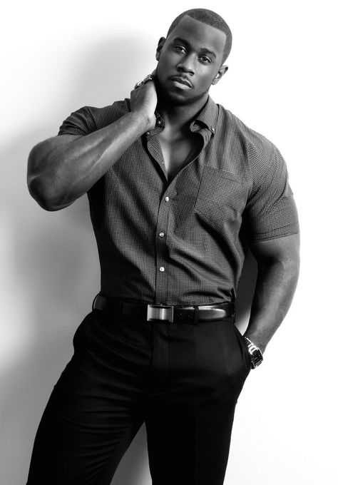 Chocolate Men, Healthy Man, African Men, Black Men Fashion, Big Men, Mens Fashion Trends, Black Is Beautiful, Well Dressed, Stylish Men