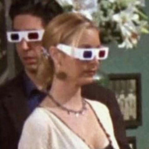 Pheeb's grandma's funeral Phoebe Buffay Funny, Friends Mood, Friends Scenes, Friends Cast, Funny Baby Quotes, Friends Moments, I Love Cinema, Friends Series, Phoebe Buffay