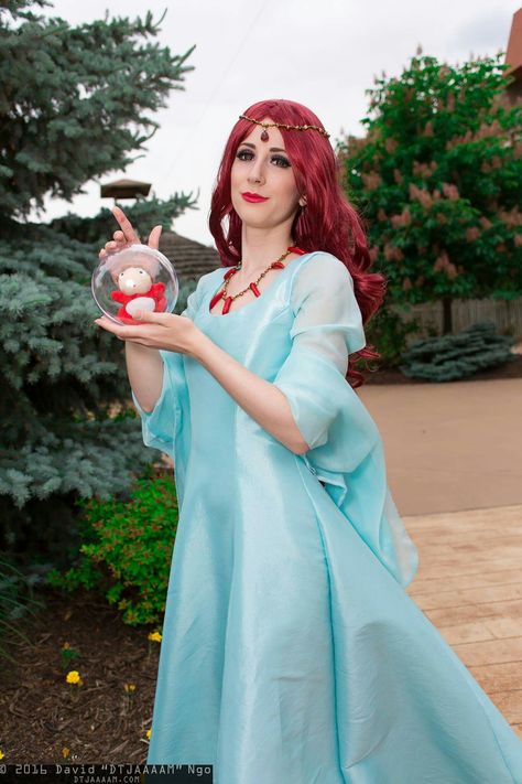 Ponyo cosplay Granmamare Ponyo Cosplay, Ponyos Mom Cosplay, Ponyo Costumes, Ponyos Mom, Ponyo Mom, Ponyo Cosplay, Ghibli Costume, Studio Ghibli Cosplay, Studio Ghibli Party