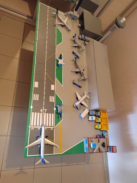 Children's airport is made of wood and plastic Diy Kid Activities, Creative Kids Crafts, Cardboard Toys, Hand Crafts For Kids, Hand Crafts, Miniature Crafts, Childhood Toys, Creative Kids, Drawing For Kids