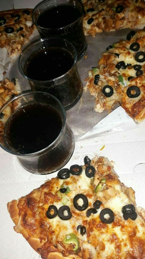 #food #pizza#Instagram #food #love #friend #best #forever Pizza Instagram, Story Food, Instagram Food Pictures, Afghan Food Recipes, Food Pizza, Food Therapy, India Food, Pizza Lovers, Indian Snack Recipes