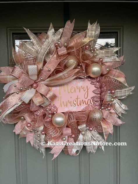 Diy Pink Christmas Wreath, Holiday Front Door Decor, Wreath Centers, Holiday Front Door, Rose Gold Christmas Decorations, Rose Gold Christmas Tree, Elegant Christmas Tree Decorations, Pink Christmas Wreath, Glam Christmas Decor