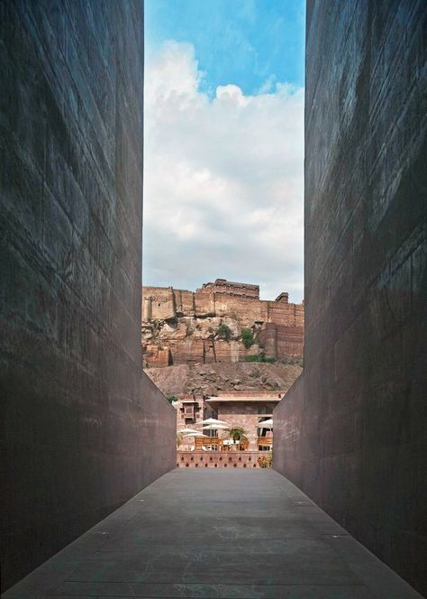 entrance of the raas jodhpur, a boutique hotel located in the heart of jodhpur, india.  the project was a collaboration between lotus and bangalore-based firm praxis. together under the name, lotus praxis initiaive,  ambrish arora and rajiv majumdar from praxis, underwent their first major commissioned work. #designboom Raas Jodhpur, Sea Container Homes, Architecture Images, Architecture Magazines, Indian Architecture, Luxury Boutique Hotel, Hotel Interiors, City Hotel, Booking Hotel