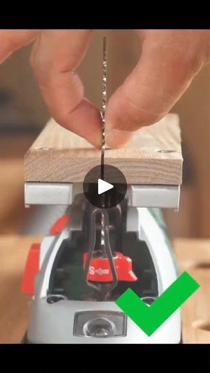 Woodworking Jigsaw, Wait A Minute, Diy Crafts Life Hacks, Carpentry Diy, Wood Shop Projects, Wood Furniture Diy, Woodworking Jigs, Diy Wood Projects Furniture, Woodworking Skills