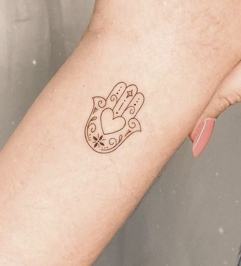 Dainty Hamsa Tattoo, Small Hamsa Tattoos For Women, Hasma Tattoos For Women, Hamsa Tattoo Design For Women, Small Hamsa Tattoo, Left Hand Tattoo, Fatima Hand Tattoo, Hamsa Tattoo Design, Underarm Tattoo