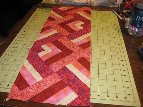 Valentines Runner, Valentine Table Runner, Table Runner Tutorial, Quilted Table Runners Patterns, Place Mats Quilted, Quilted Table Toppers, Table Runner Pattern, Table Runner And Placemats, Quilted Table Runner