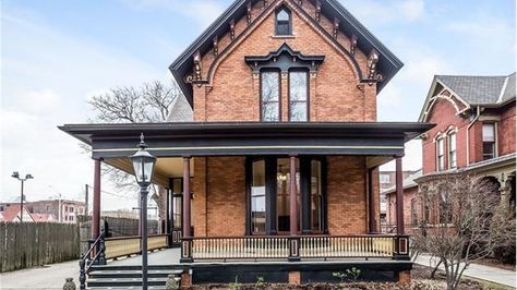 Brick Victorian Homes, Detroit Houses, Victorian Castle, Gothic Revival House, Historic Homes For Sale, Expensive Homes, Old Abandoned Houses, Real Estates Design, Old Mansions