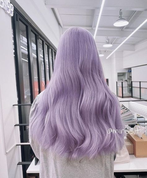 Lilac Purple Hair Color, Light Pastel Hair, Korean Lavender Hair, Light Violet Hair Color, Pale Lavender Hair, Korean Hair Color Purple, Light Purple Hair Aesthetic, Lavender Dyed Hair, Korean Purple Hair