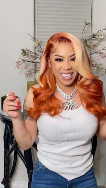 Trending Products 2023, Black Hair 90s, Hair 90s, Girl Hair Colors, Keyshia Cole, Creative Hair Color, Dyed Natural Hair, Beautiful Hair Color, Pretty Hair Color