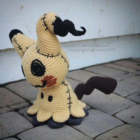 Creepy Stuffed Animals, Pokemon Crochet Pattern, Crochet Pokemon, Kawaii Crochet, Fun Crochet Projects, Diy Crochet Projects, Learn To Crochet, Crochet Dolls, Cute Dolls