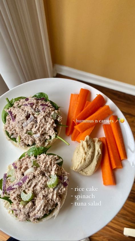 Plats Healthy, Healthy Lunch Snacks, Healthy Food Inspiration, Easy Healthy Meal Prep, Healthy Food Dishes, Trening Fitness, Healthy Food Motivation, Healthy Lifestyle Food, Idee Pasto Sano