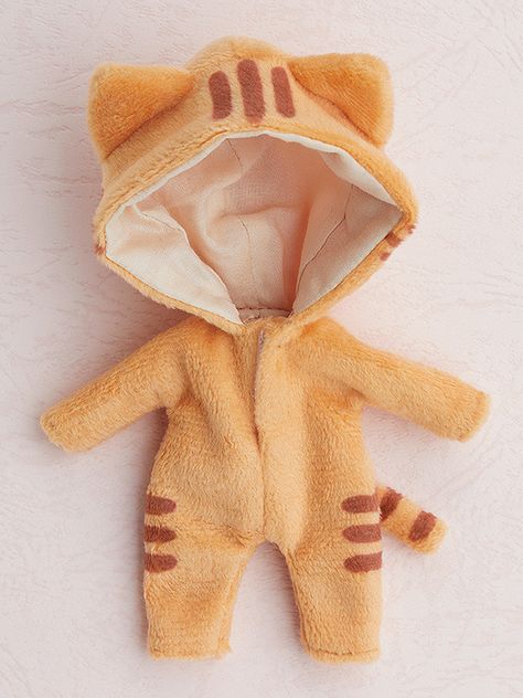 Nendoroid Doll: Kigurumi Pajamas (Tabby Cat) Doll Closet, Dolls Clothes Diy, Diy Kids Toys, Kawaii Plushies, Baby Doll Clothes, Doll Clothes Patterns, Tabby Cat, Baby Sewing, Doll Pattern