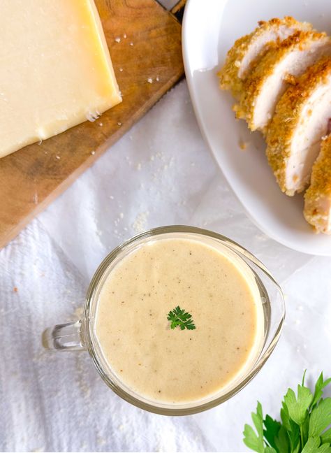 The best chicken cordon bleu sauce recipe that is ready in just a few minutes! Easy Sauce For Chicken, Cordon Bleu Sauce, Chicken Cordon Bleu Sauce, Easy Chicken Cordon Bleu, Traditional French Recipes, Chicken Sauce Recipes, Creamy Mustard Sauce, Chicken Cordon Bleu Casserole, Spicy Brown Mustard